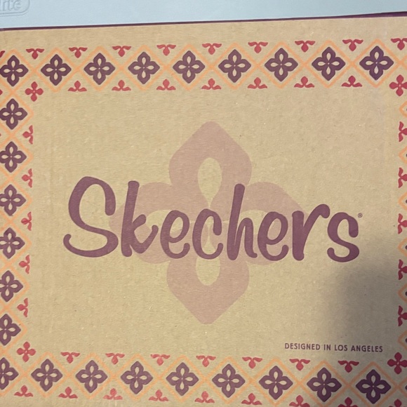 Skechers Women's Black and Gray Faux Fur Boots - Picture 5 of 6